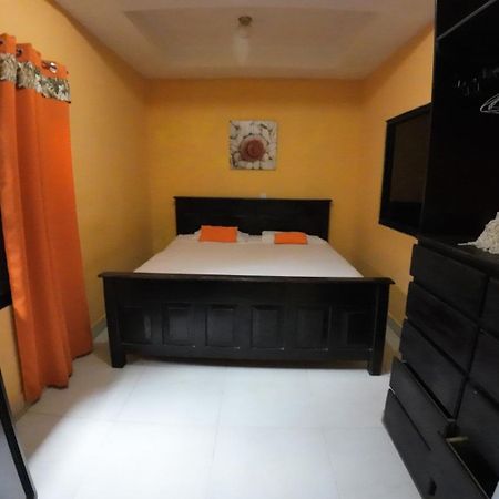 Cataleya Hostel Bocas Town Exterior photo